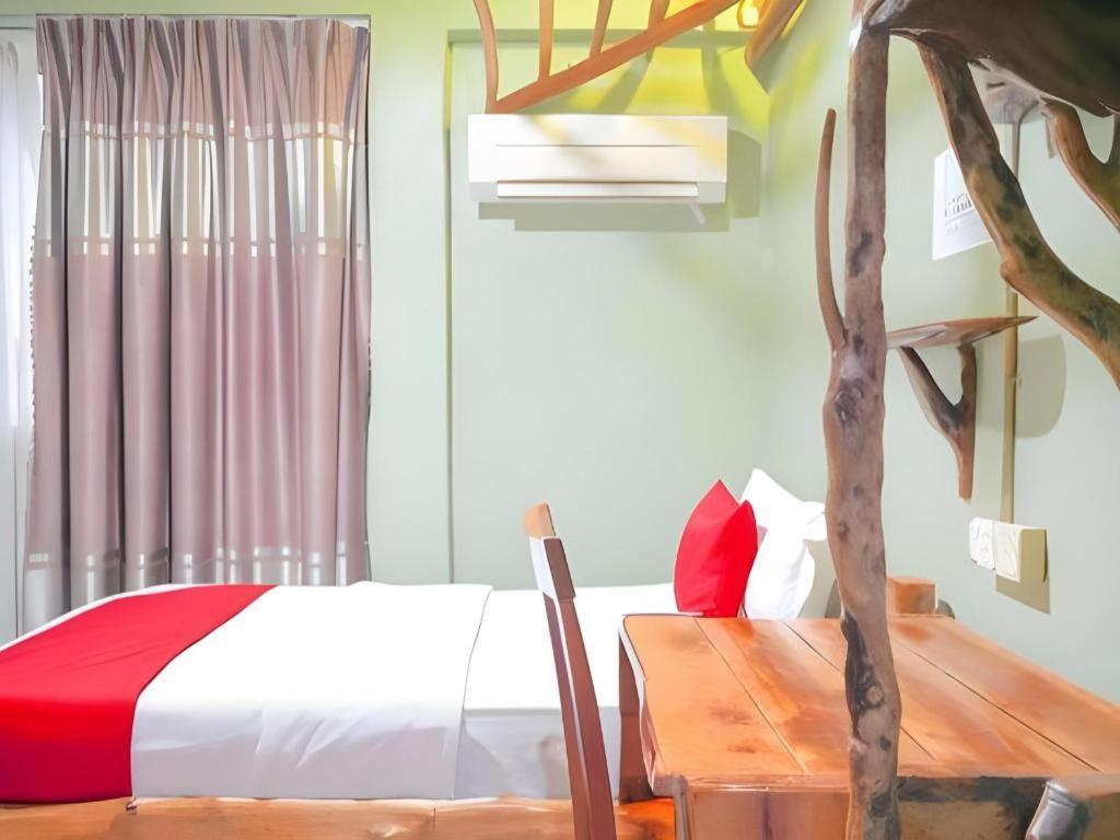900 Inn Bintulu Exteriör bild
