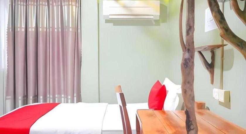 900 Inn Bintulu Exteriör bild