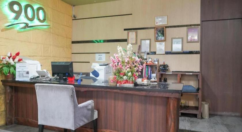 900 Inn Bintulu Exteriör bild